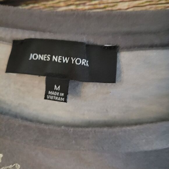 Jones New York long sleeve shirt Women's medium pre-owned - Picture 3 of 4